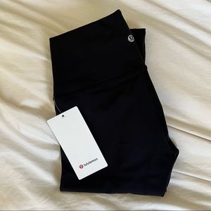 Lululemon NWT Wunder Under HR Black Size 6 25 inches